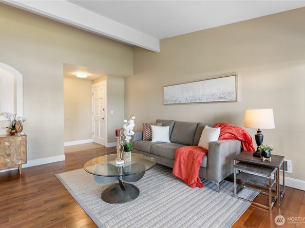 6714 Lake Washington Boulevard NE 4, Kirkland WA 98033