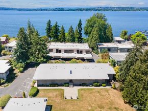 6714 Lake Washington Boulevard NE 4, Kirkland WA 98033