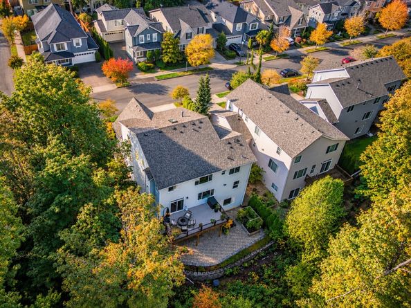 15324 128th Avenue NE, Woodinville WA 98072