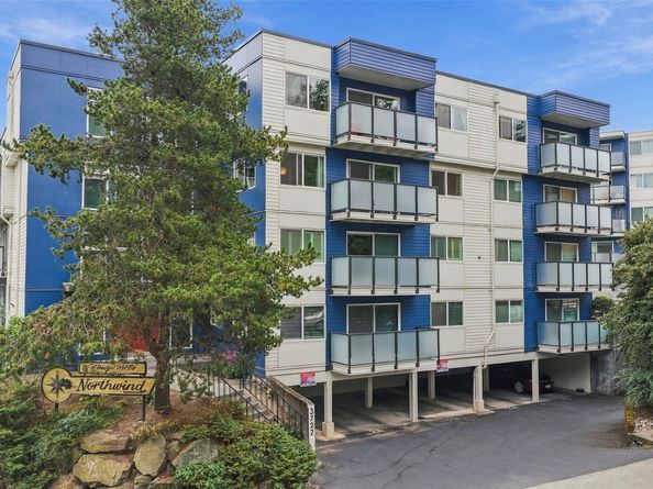 3722 27th Place W 201, Seattle WA 98199