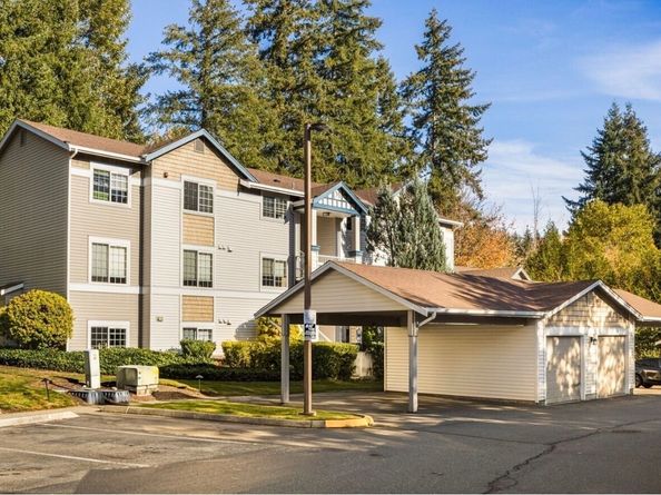 25235 SE Klahanie Boulevard M202, Sammamish WA 98029