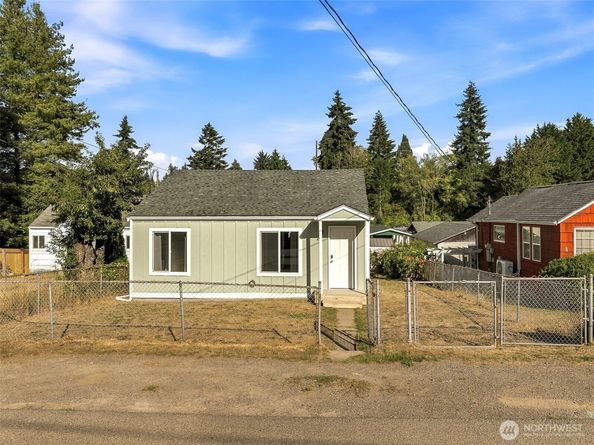 1435 Garrison Avenue, Port Orchard WA 98366