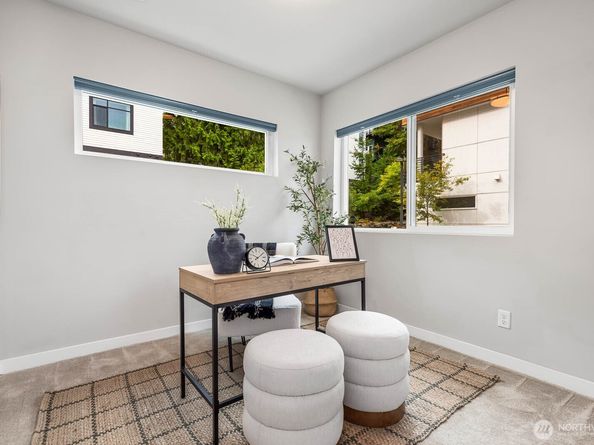 8544 21st Pl NE, Seattle WA 98115