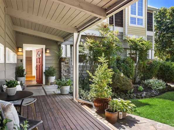 11059 SE 31st Street, Bellevue WA 98004
