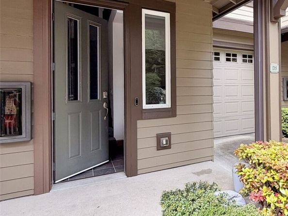 2115 201st Place SE D5, Bothell WA 98012