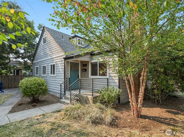 1302 NW 90th Street, Seattle WA 98117