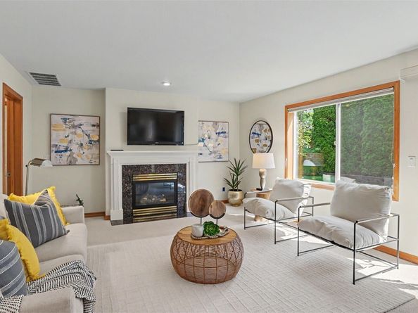 324 Quincy Avenue NE, Renton WA 98059