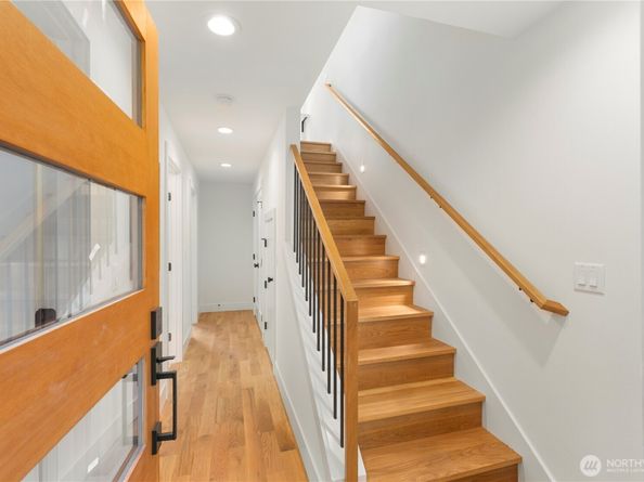 3934 B S Angeline Street, Seattle WA 98118