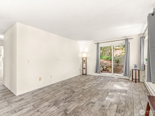 5912 California Avenue SW 102, Seattle WA 98136
