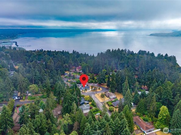 153 SW 208th Street, Normandy Park WA 98166