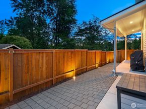 2627 SW 100th Street, Seattle WA 98146