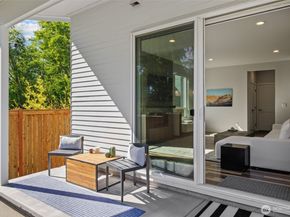 2627 SW 100th Street, Seattle WA 98146