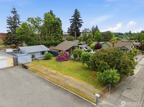 229 13th Street SE, Auburn WA 98002