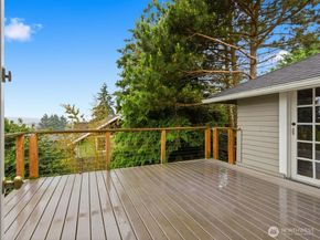 5821 3rd Avenue NW, Seattle WA 98107