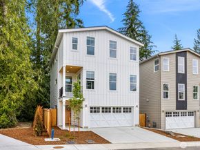 9 160th Place SE, Bothell WA 98012