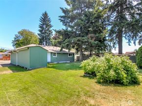 759 3rd Avenue N, Kent WA 98032
