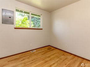 759 3rd Avenue N, Kent WA 98032