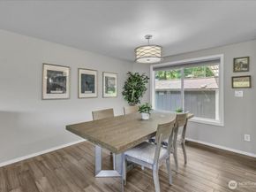 829 Maplewood Avenue, Kent WA 98030