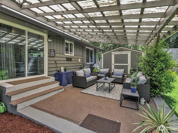 829 Maplewood Avenue, Kent WA 98030