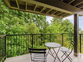 3400 Narrows View Lane NE 104, Bremerton WA 98310