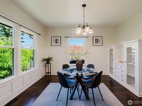 1922 4th Street, Bremerton WA 98337
