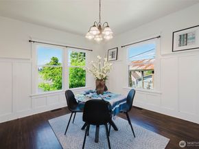 1922 4th Street, Bremerton WA 98337