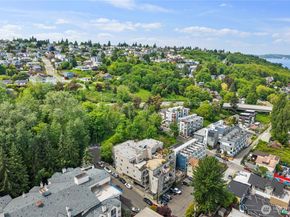 3022 SW Bradford St 2, Seattle WA 98126