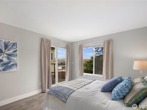 3022 SW Bradford St 2, Seattle WA 98126