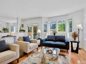 2000 Village Green Drive 26, Mill Creek WA 98012