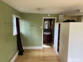 11420 103rd Avenue SW, Vashon WA 98070