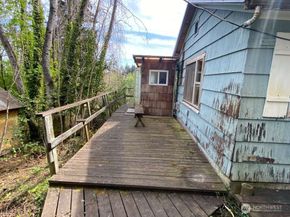 11420 103rd Avenue SW, Vashon WA 98070