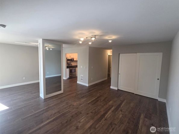 2824 Grand Avenue A105, Everett WA 98201