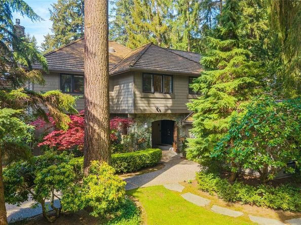 11726 NE 41st Street, Kirkland WA 98033