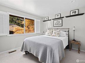11726 NE 41st Street, Kirkland WA 98033