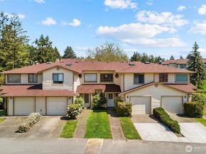 25004 109th Place SE 36C, Kent WA 98030