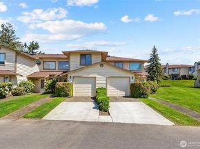 25004 109th Place SE 36C, Kent WA 98030