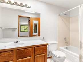 25004 109th Place SE 36C, Kent WA 98030