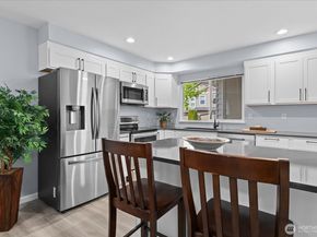 5730 14th Drive W B, Everett WA 98203