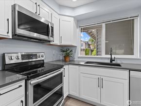 5730 14th Drive W B, Everett WA 98203