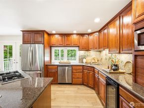 13910 120th Avenue NE, Kirkland WA 98034