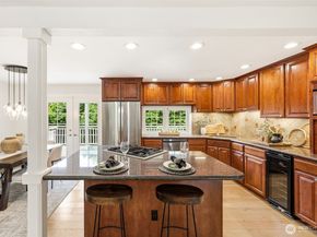 13910 120th Avenue NE, Kirkland WA 98034