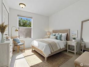 31074 9th Avenue S, Federal Way WA 98003