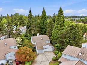 31074 9th Avenue S, Federal Way WA 98003