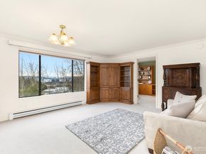 3113 W Harley Street 3115, Seattle WA 98199