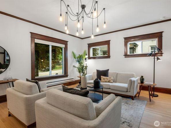 2309 10th Avenue E A, Seattle WA 98102