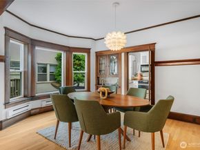 2309 10th Avenue E A, Seattle WA 98102