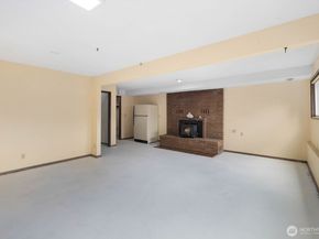 7011 165th Place SW, Edmonds WA 98026