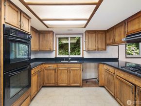 7011 165th Place SW, Edmonds WA 98026
