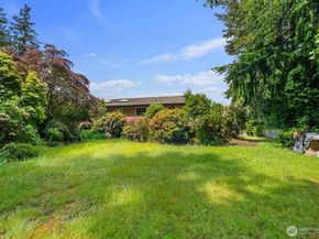 7011 165th Place SW, Edmonds WA 98026