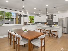 8021 NE 127th Lane, Kirkland WA 98034